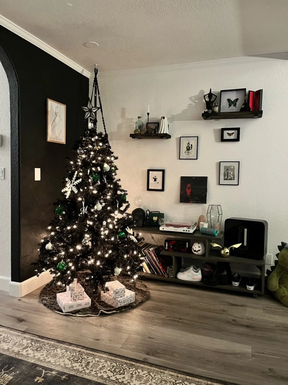 Clear floating Vinyl shelves